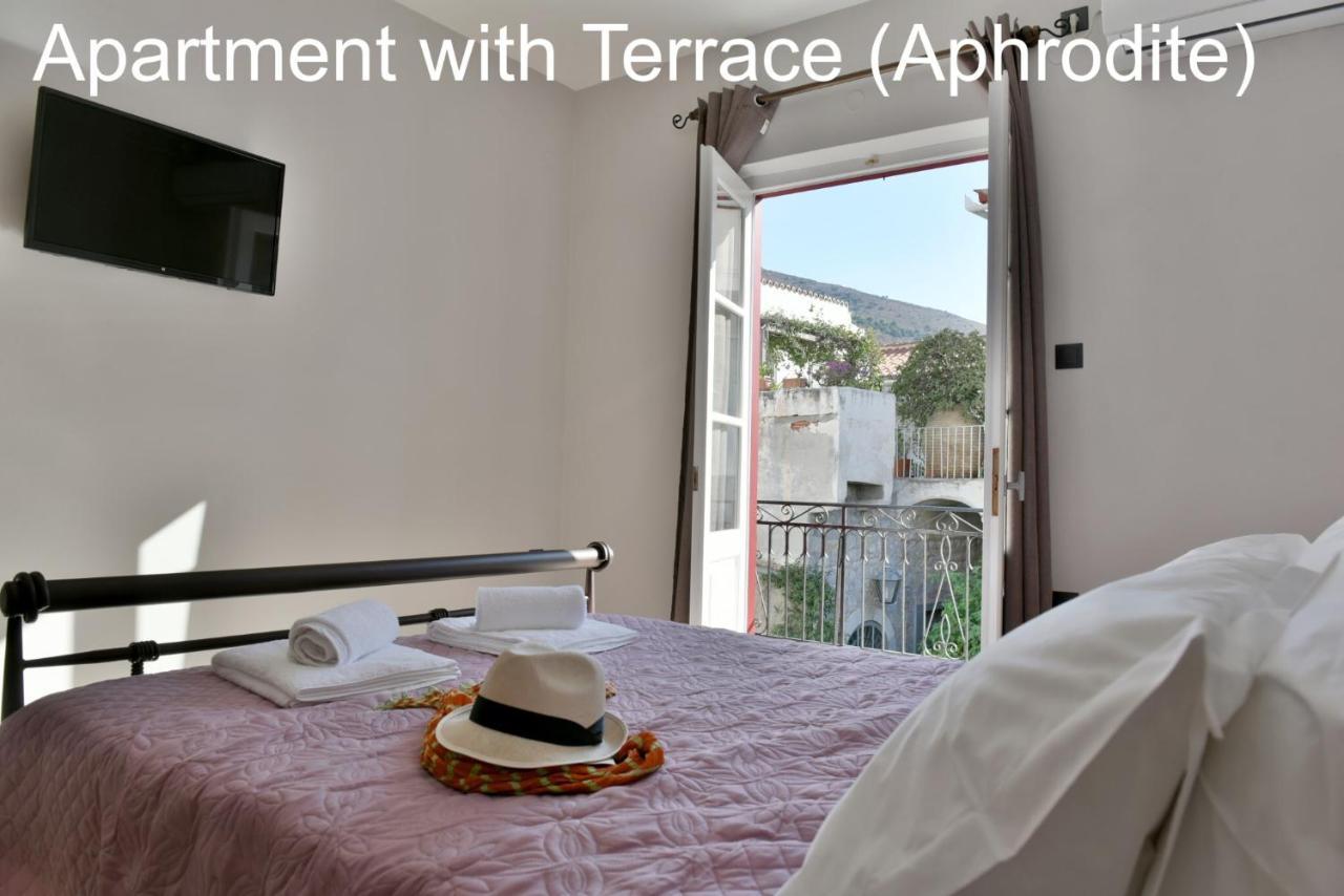 Hydra Port Apartments Exteriér fotografie